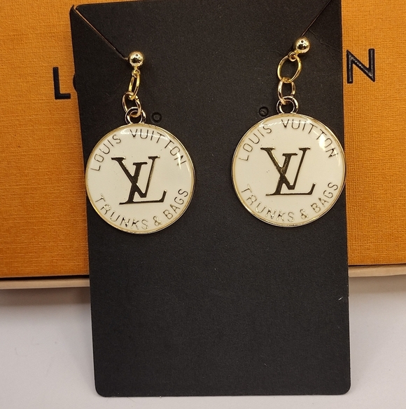 Louis Vuitton Zipper pulls (2) 25 mm plus .925 Earring Posts - Picture 6 of 7
